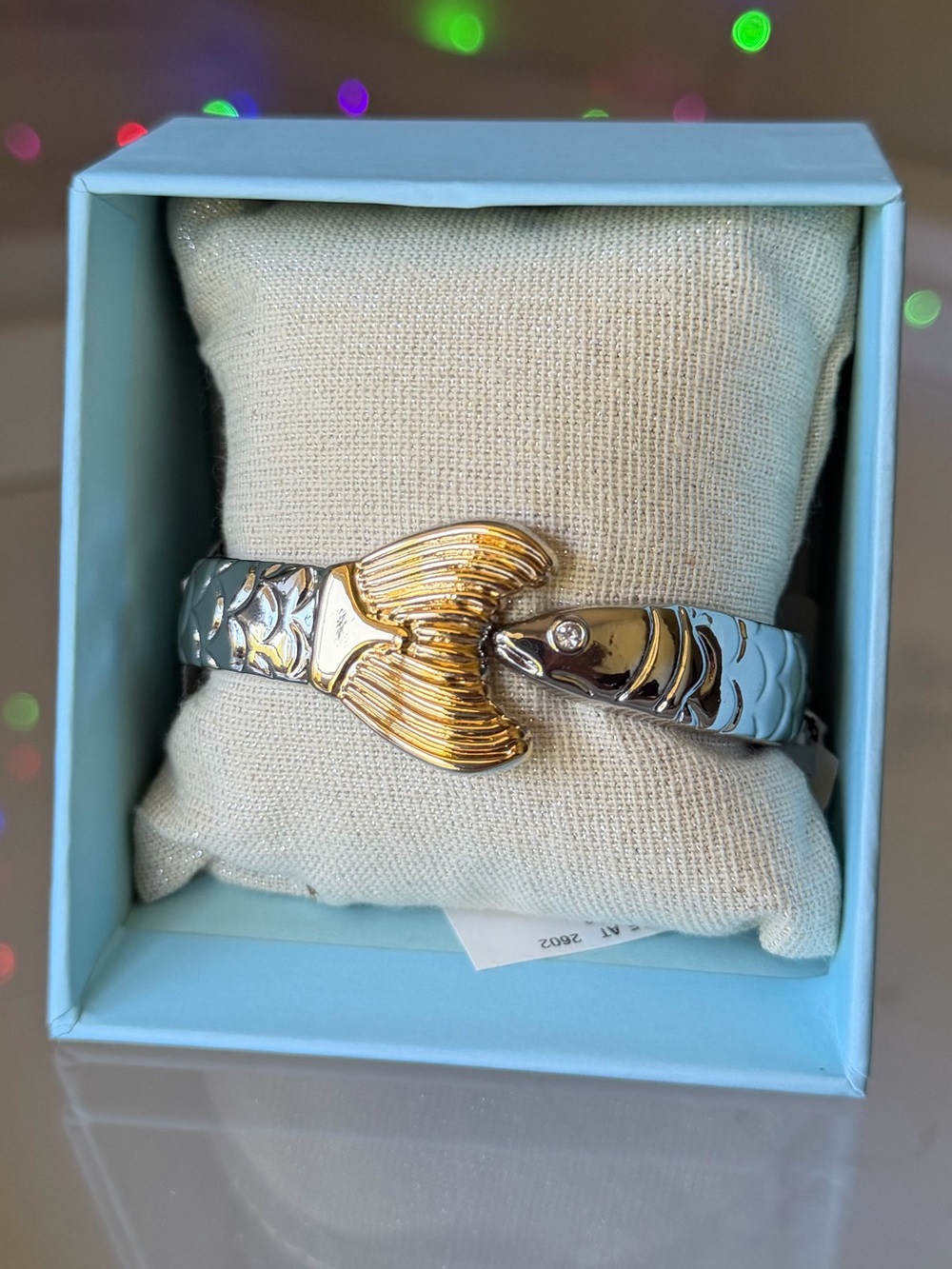 Piper K Two-Tone Fish Tail Sardine Coastal sea life bangle Bracelet Silver Gold - Picture 3 of 7